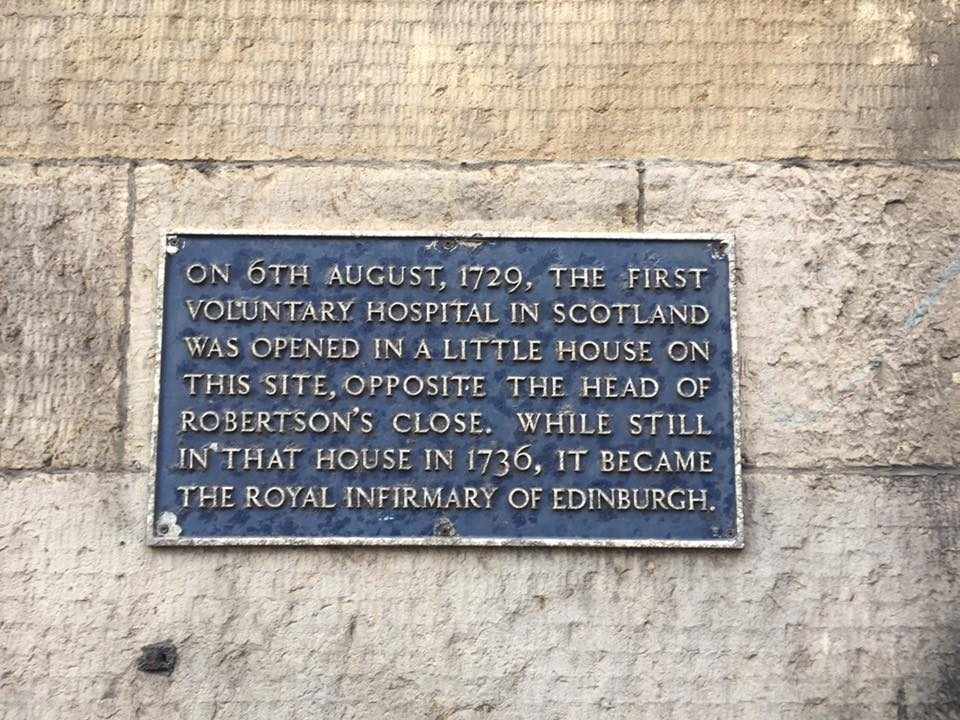 First Voluntary Hospital in Scotland memorial tablet, Edinburgh (by Adrian Thomas) (2).jpg